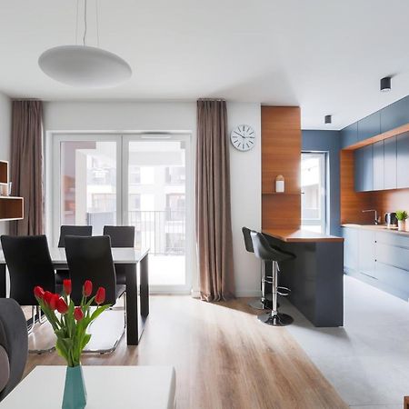Luksusowy Apartament Przy Targach Poznań Exterior foto